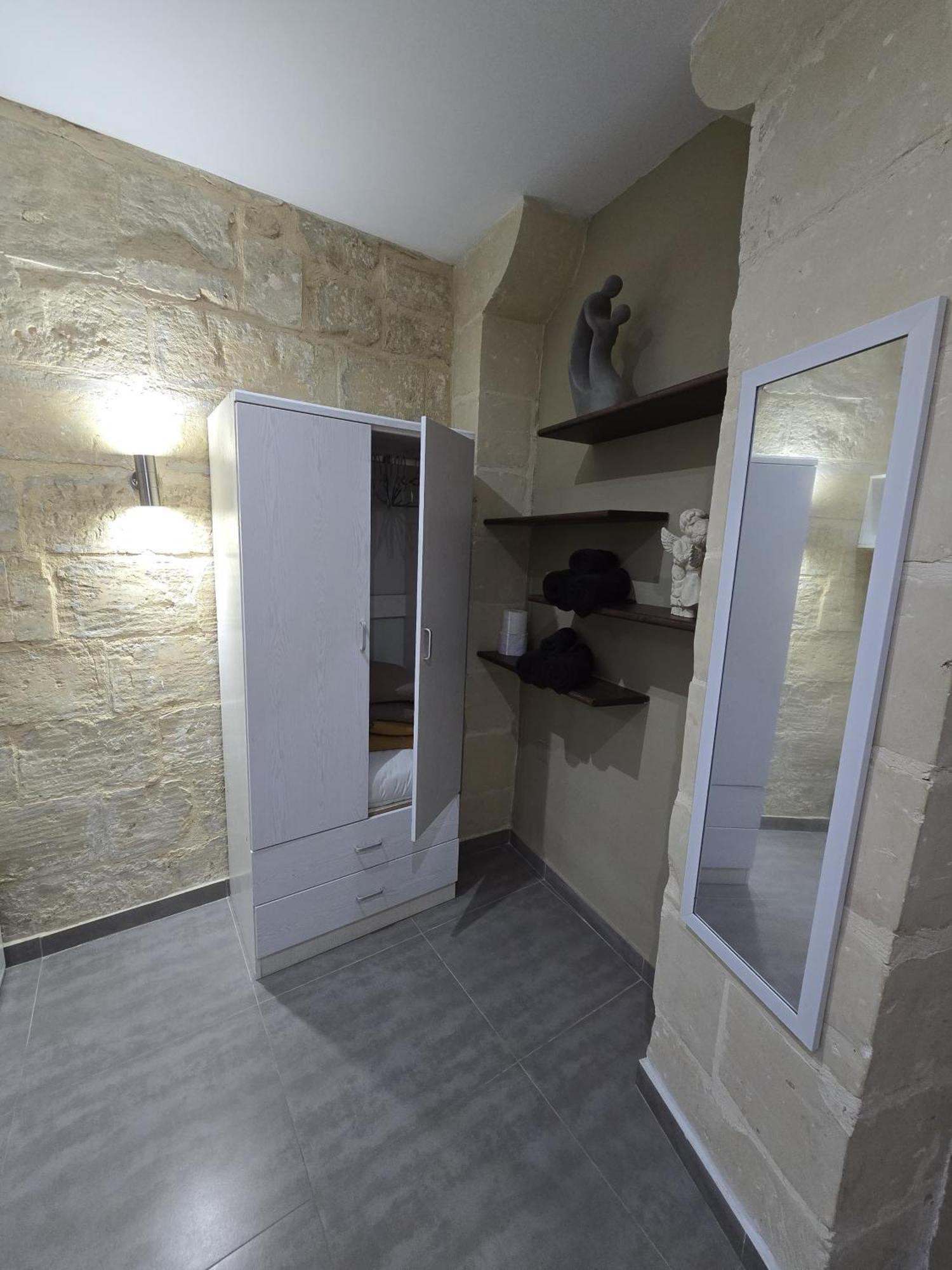 Sqaq Numru 1 Accomodation Hotel Rabat Ngoại thất bức ảnh